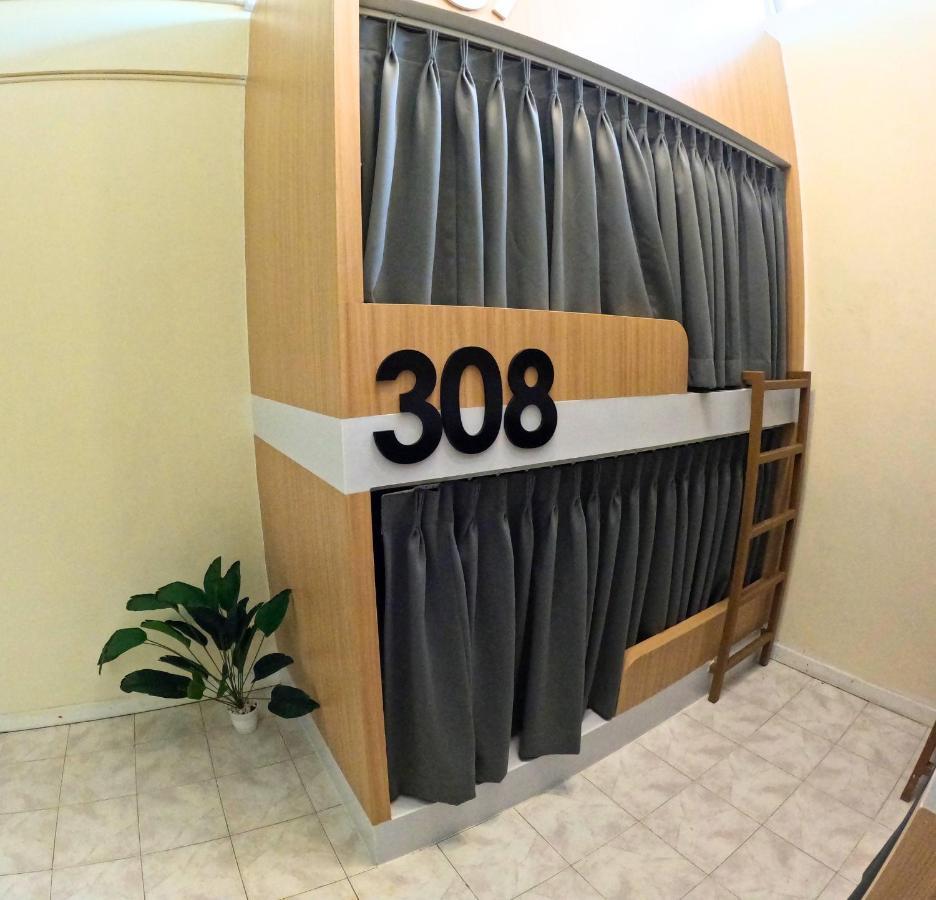 Kpop Hostel Karon Екстер'єр фото