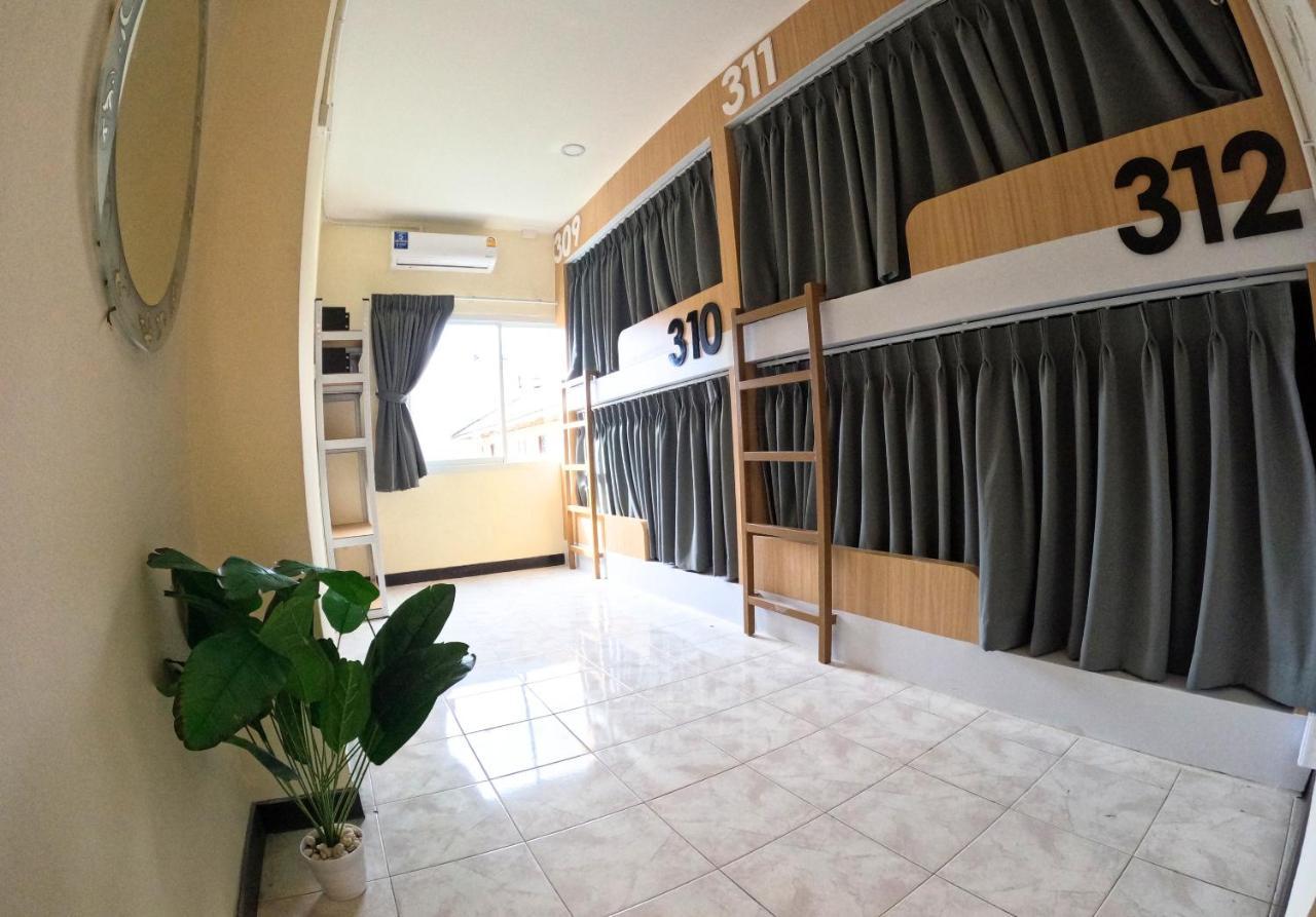 Kpop Hostel Karon Екстер'єр фото