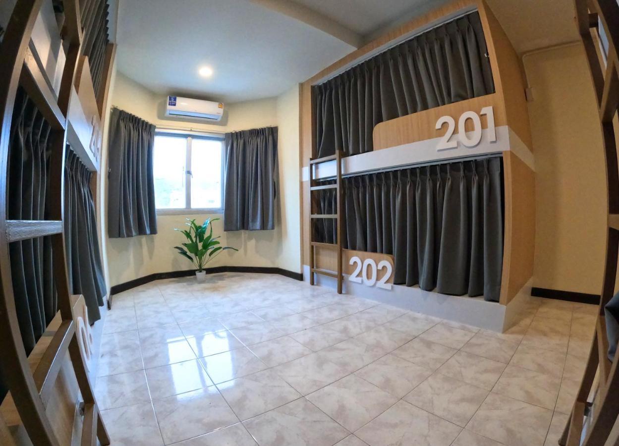 Kpop Hostel Karon Екстер'єр фото