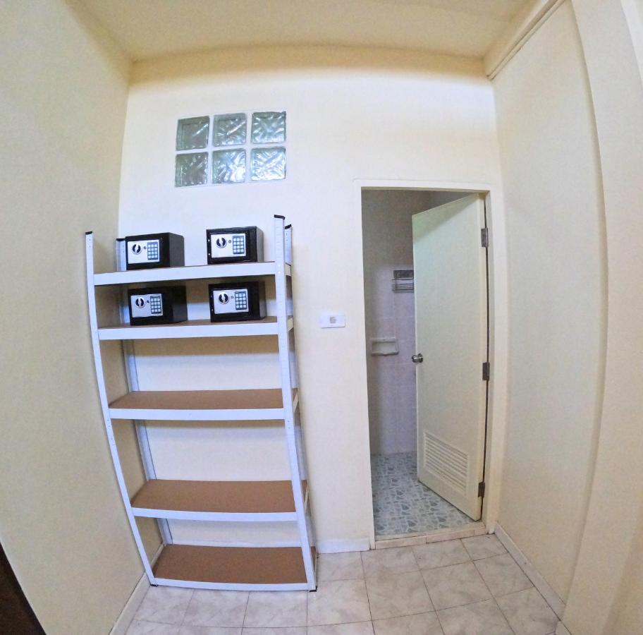 Kpop Hostel Karon Екстер'єр фото